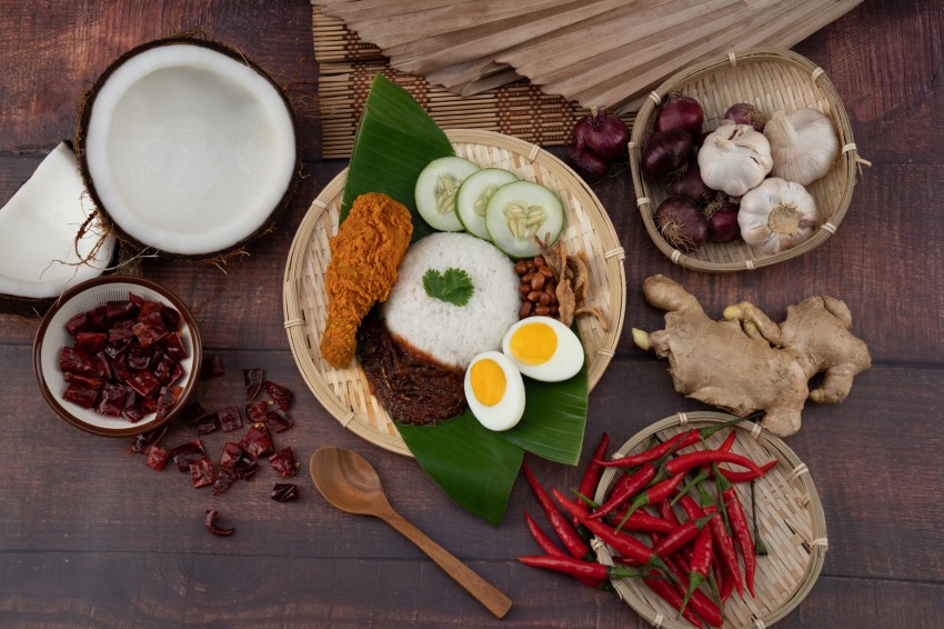 马来西亚进口婆罗洲原味参巴江鱼仔辣椒椰浆饭
