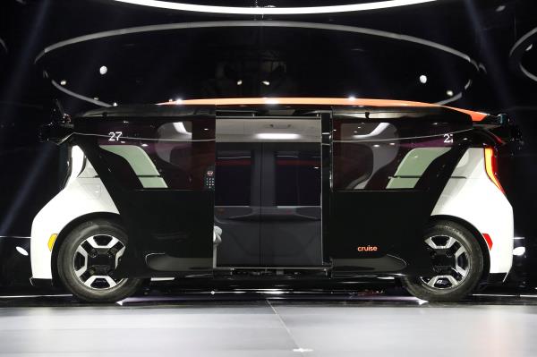 The Cruise Origin auto<em></em>nomous vehicle is seen during its unveiling in San Francisco