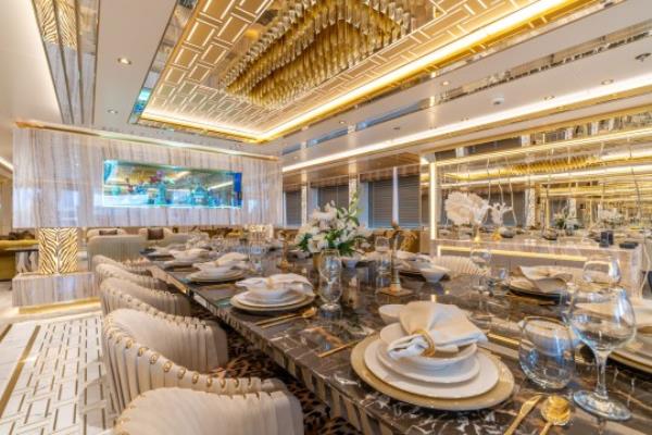 Bilgin Yachts Leona - Bilgin 263 II FEMAIL 13128361 Inside a BILLIo<em></em>nAIRES super yacht with a secret pool in the beach club