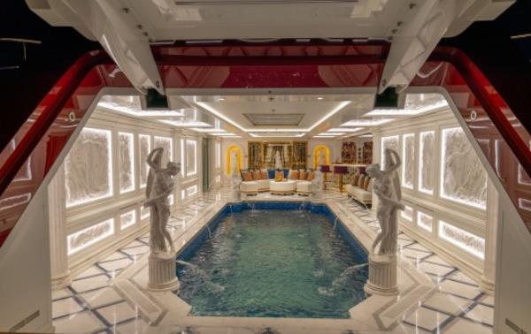 Bilgin Yachts Leona - Bilgin 263 II FEMAIL 13128361 Inside a BILLIo<em></em>nAIRES super yacht with a secret pool in the beach club