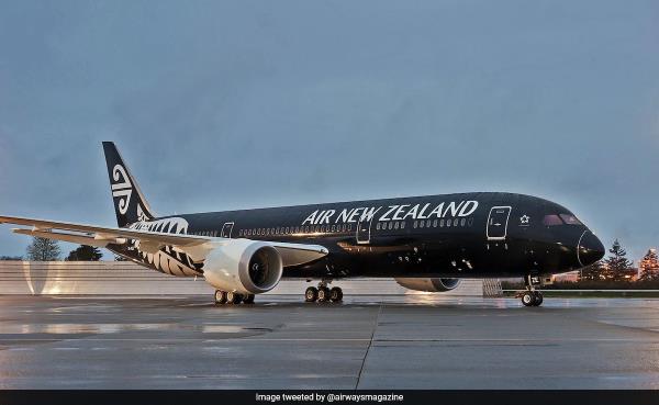 2 New Zealand Women Claim They Were Kicked Off Flight Because Of Their Size