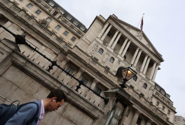 Report: BoE's Bailey says rate cuts in play