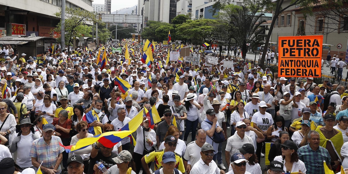 The large demo<em></em>nstrations in Colombia against the president