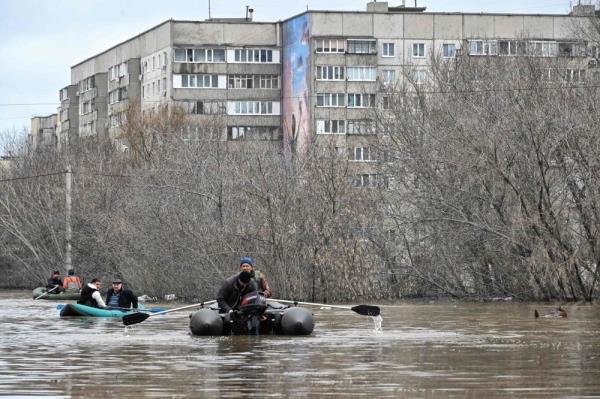 Locals protest as Russian regions face worst flooding for decades