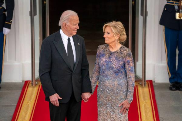 President Biden and first lady Jill Biden earned $620,000 in income last year, according to their tax returns.