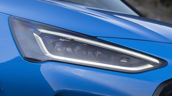 2024 Ford Focus ST Edition, headlight detail