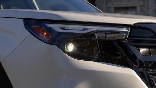 2025 Subaru Forester Sport headlight detail