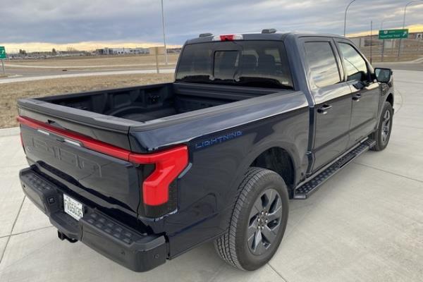 Driver Chris Braun says the F-150 Lightning has a low centre of gravity due to the weight of the battery being placed low in the chassis, and it has a perfect 50/50 weight distribution.