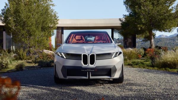 BMW Vision Neue Klasse X -11