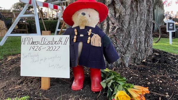 Memorials to Her Majesty Queen Elizabeth II abounded at Goodwood Revival 2022