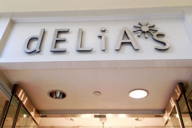 A dELiA*s store.