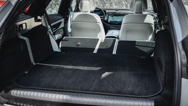 Mercedes E-Class Estate: boot space, rear seats folded flat