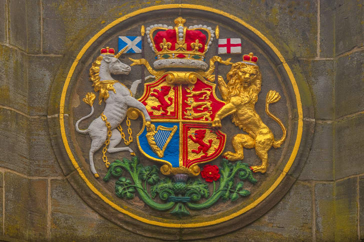 The coat of arms displayed on Edinburgh's Mercat Cross, showing a lion and chained unicorn.