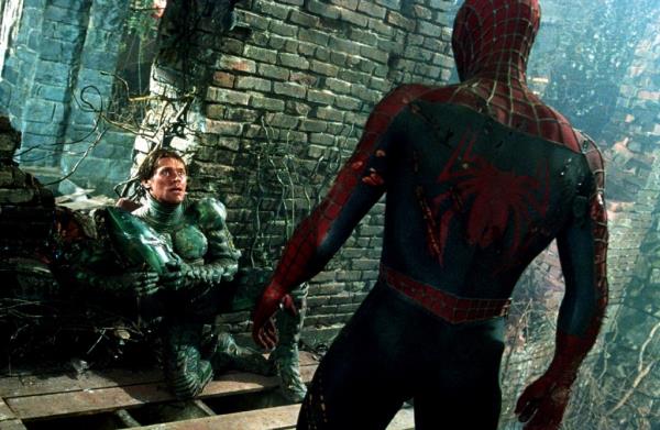 Willem Dafoe and Tobey Maguire in "Spider Man" in 2002. 