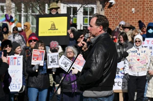 Anne Arundel County Executive Steuart Pittman gives remarks. Protesters rally on President's Day at Lawyers Mall in Annapolis against the policies of President Do<em></em>nald Trump and Elon Musk as part of the natio<em></em>nwide "50501" Movement. (Paul W. Gillespie/Staff)
