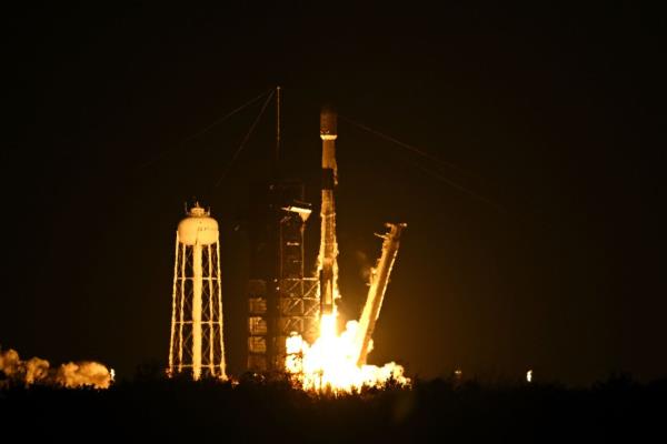 SpaceX首次尝试在巴哈马海岸着陆助推器